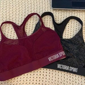 Victoria’s Secret Sports bra bundle (2)